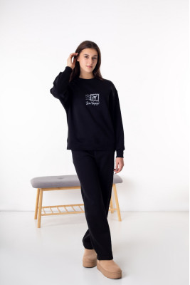 Костюм жіночий